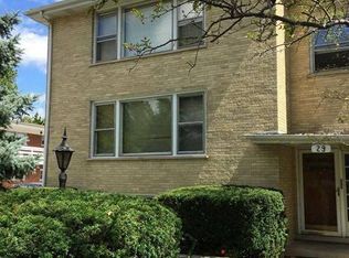 29 N Charlotte St APT 1, Lombard, IL 60148