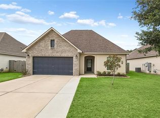 410 Terrace Lake Dr, Covington, LA 70435