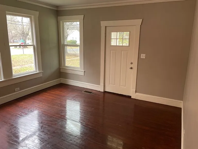 1349 Glen Oak Pl — Photo 8