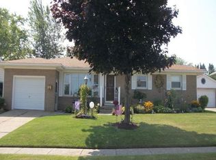 851 E 43rd St #N9-3, Erie, PA 16504