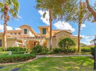 1438 Emerald Dunes Dr, Sun City Center, FL 33573