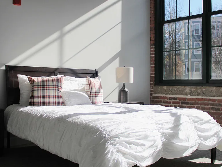 Hathaway Lofts — Photo 7