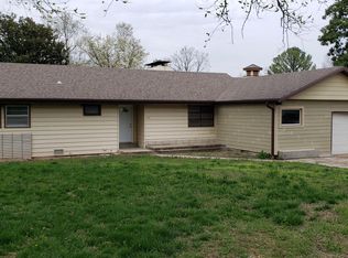 913 Wilshire Dr, Branson, MO 65616