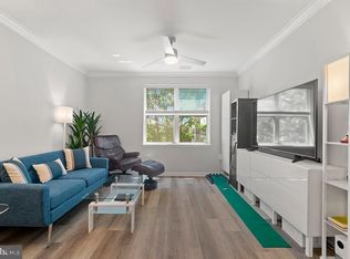 23 Pierside Dr Unit 326, Baltimore, MD