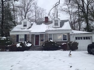 7 Chateaux Cir APT 7X, Scarsdale, NY 10583 | Zillow