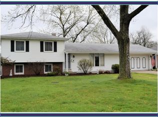 3246 Louise Dr, Lansing, IL 60438