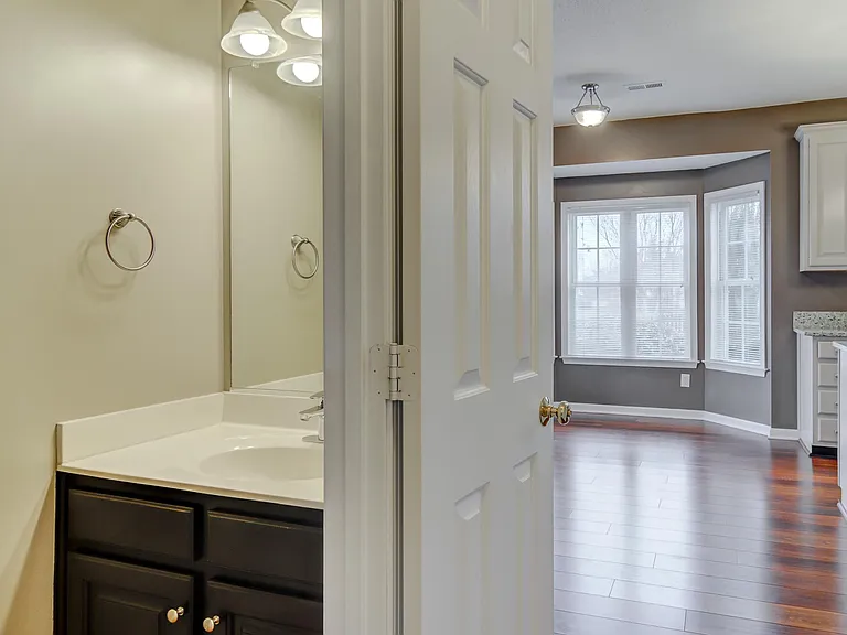 5803 Broadleaf Rd — Photo 7