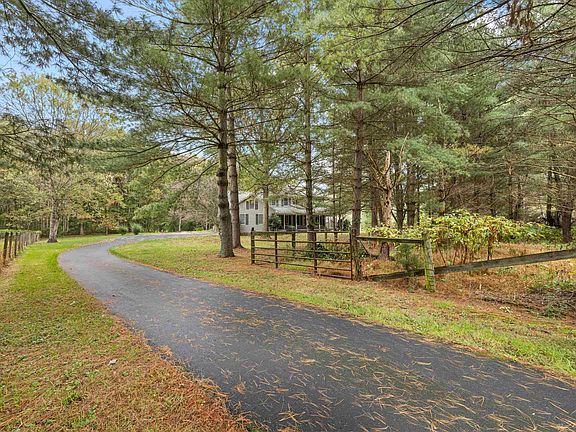 2nd image of 1168 Mount Torrey Rd