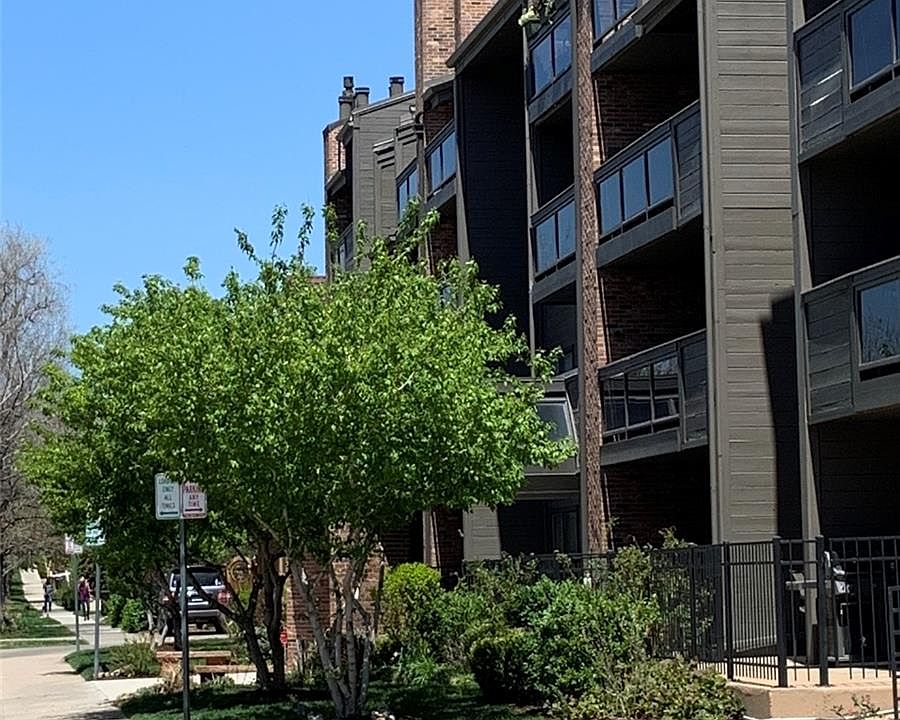 1st image of 350 N Detroit St APT 405