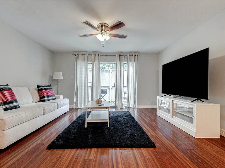 1212 Fairview Ave #A — Photo 9