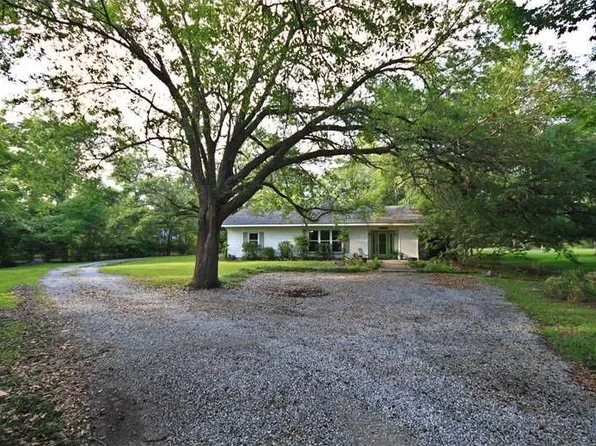 27025 Cloverland Rd, Lacombe, LA 70445
