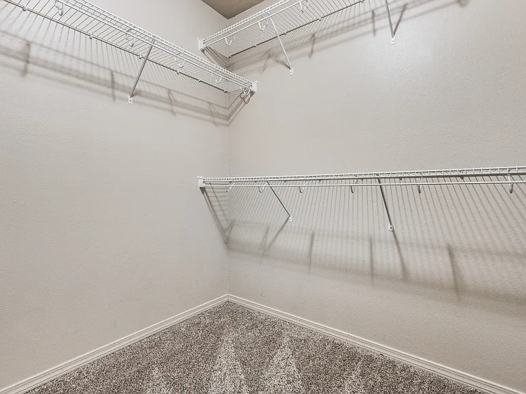 3602 Janus Cir — Photo 6