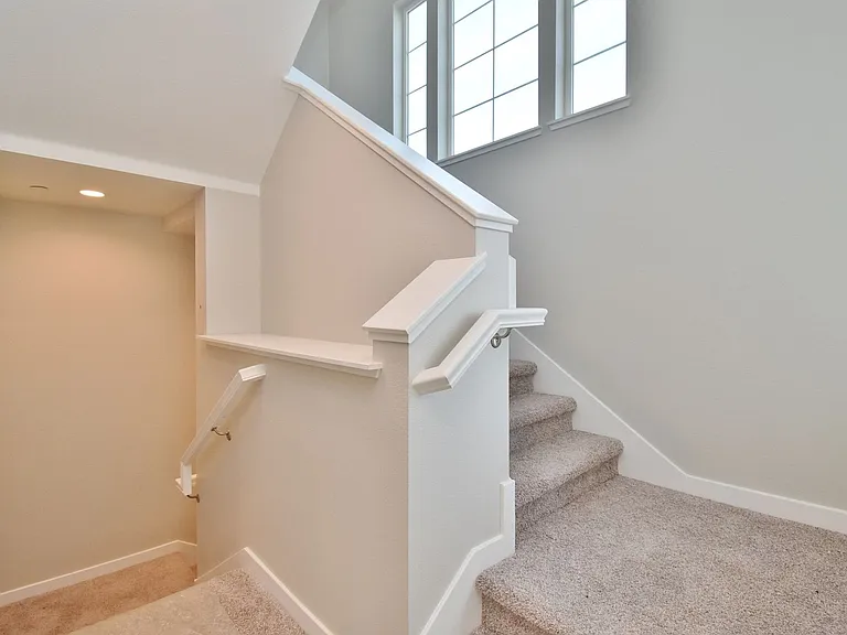 3881 Bonde Way — Photo 6