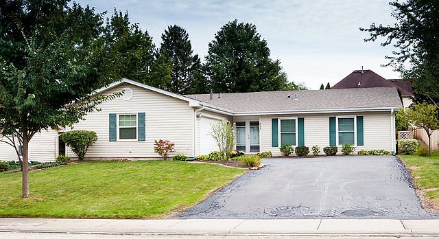 1st image of 515 Andrew Ln