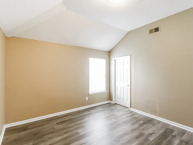 5993 E Wagon Hill Rd — Photo 8