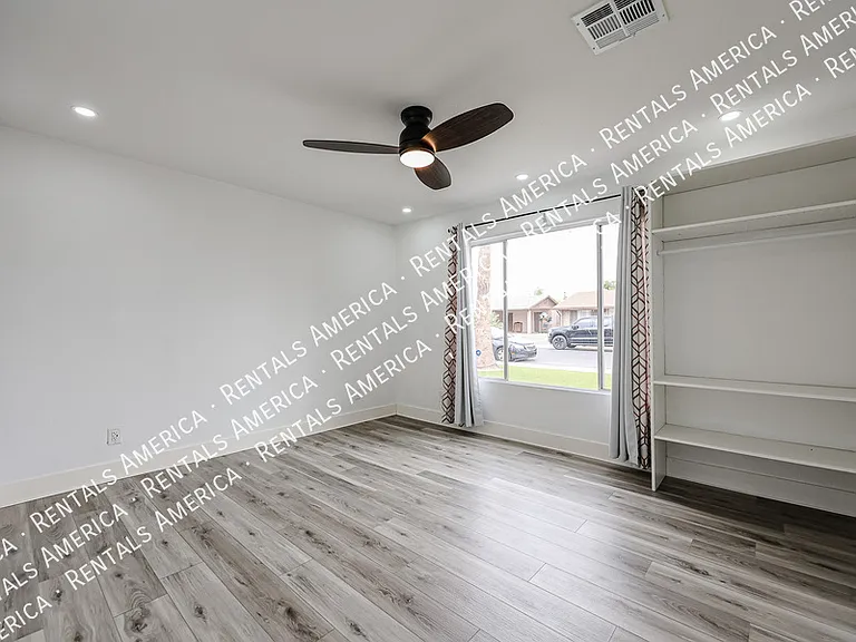 3837 W Acapulco Ln — Photo 10