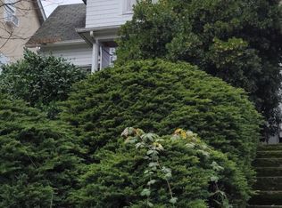 1727 25th Ave, Seattle, WA 98122