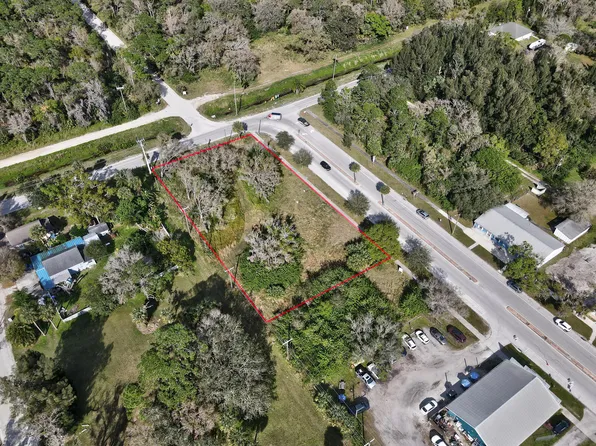 150 N Broadway Street, Fellsmere, FL 32948