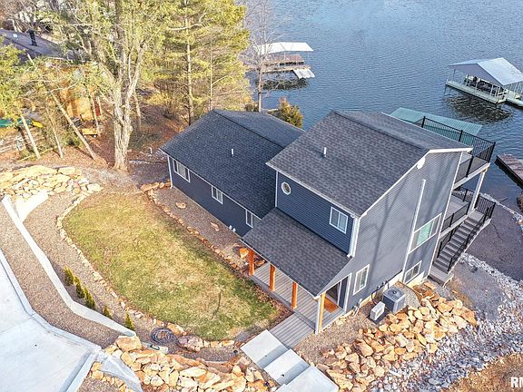 3rd image of 12147 Pebble Point Rd
