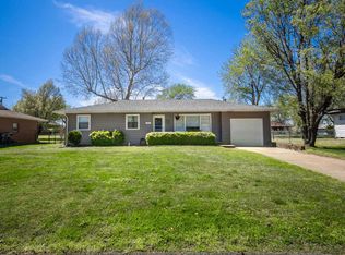 318 Rose Ln, Webb City, MO 64870