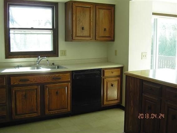 4th image of 3408 Kuehling Dr