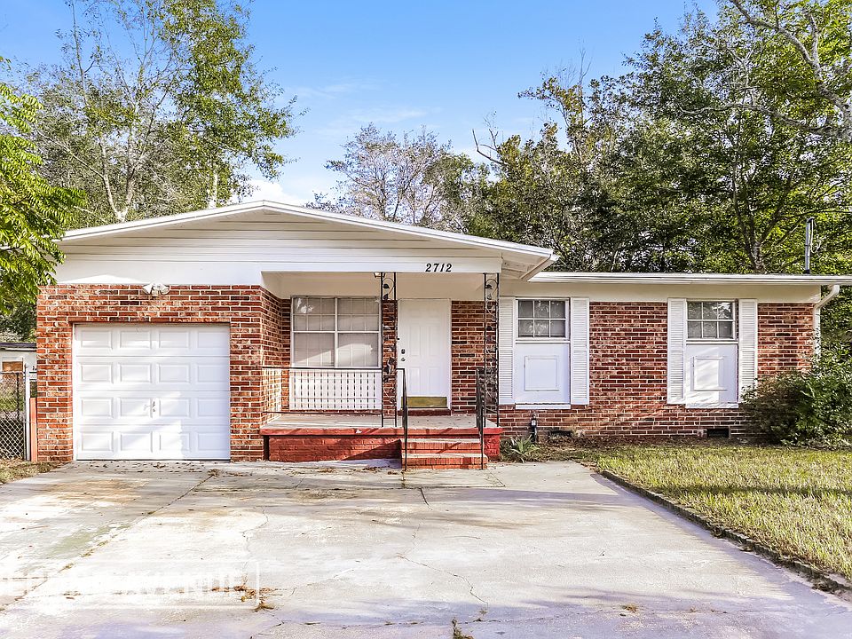 1st image of 2712 Floradale Dr S
