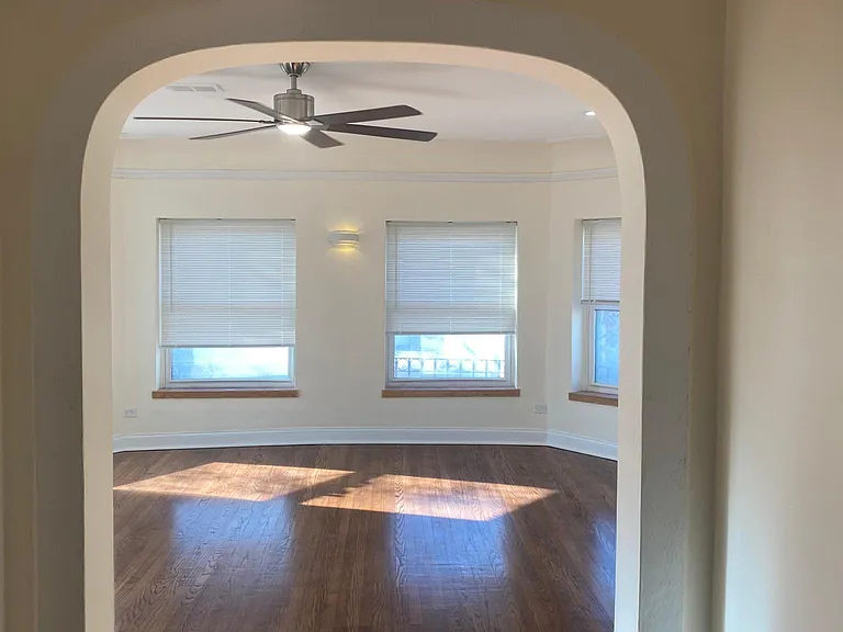 5739 N Francisco Ave #2 — Photo 7