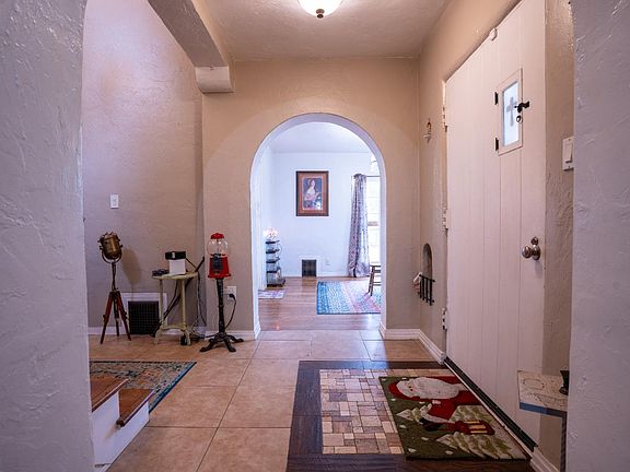 5th image of 2002 Merced St