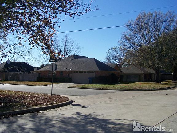 5th image of 108 Lakeway Dr
