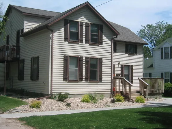 7022 Hubbard Ave APT 2, Middleton, WI 53562
