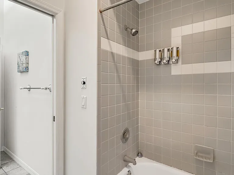 1200 Tree Bay Ln — Photo 59
