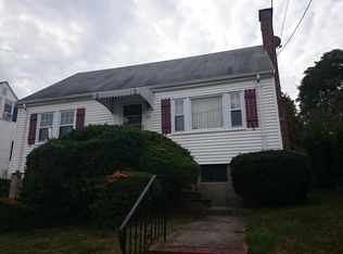 20 Alaric St, West Roxbury, MA 02132