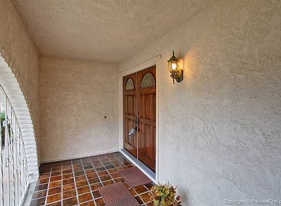 2nd image of 946 Dale Ct