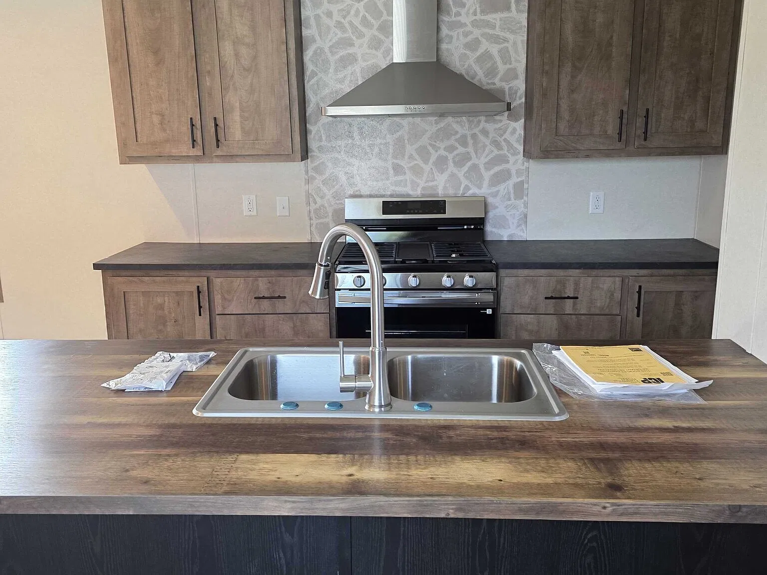 Brand new 2 bedroom 2 bathroom mobile home for sale — Photo 4