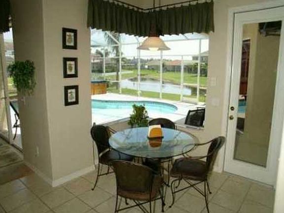 Breakfast Nook