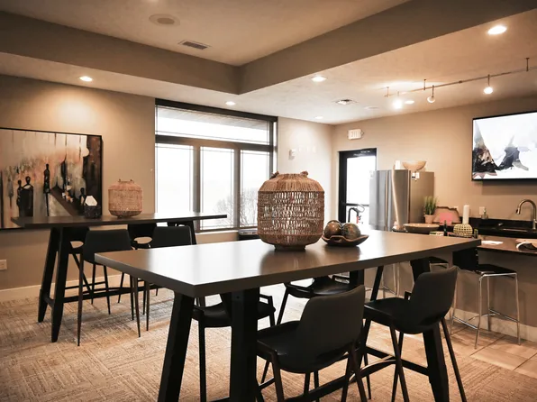 The Sterling Apartments at Grand Island