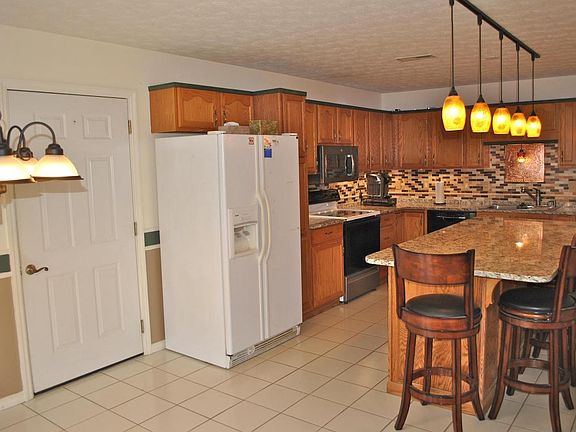 2nd image of 10339 Highgate Cir