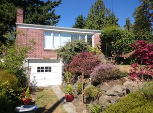 2707 Belvidere Ave SW, Seattle, WA 98126