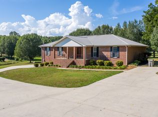 1286 Rock Creek Rd, Estill Springs, TN 37330