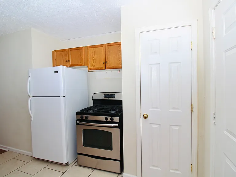 702 Levin Ave #720 — Photo 5