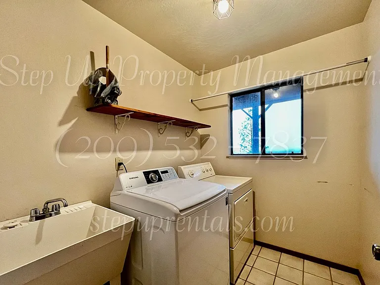 537 E Bald Mountain Rd — Photo 18