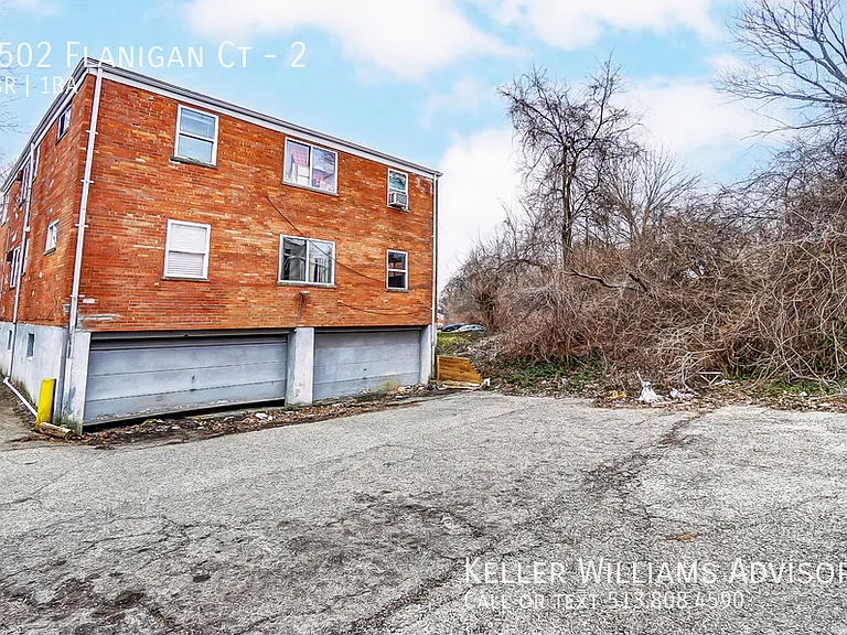 2502 Flanigan Ct #2 — Photo 8