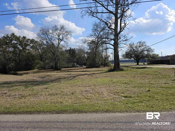 102 E Ellis St, Bay Minette, AL 36507