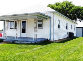 204 W 7th St, Mccook, NE 69001