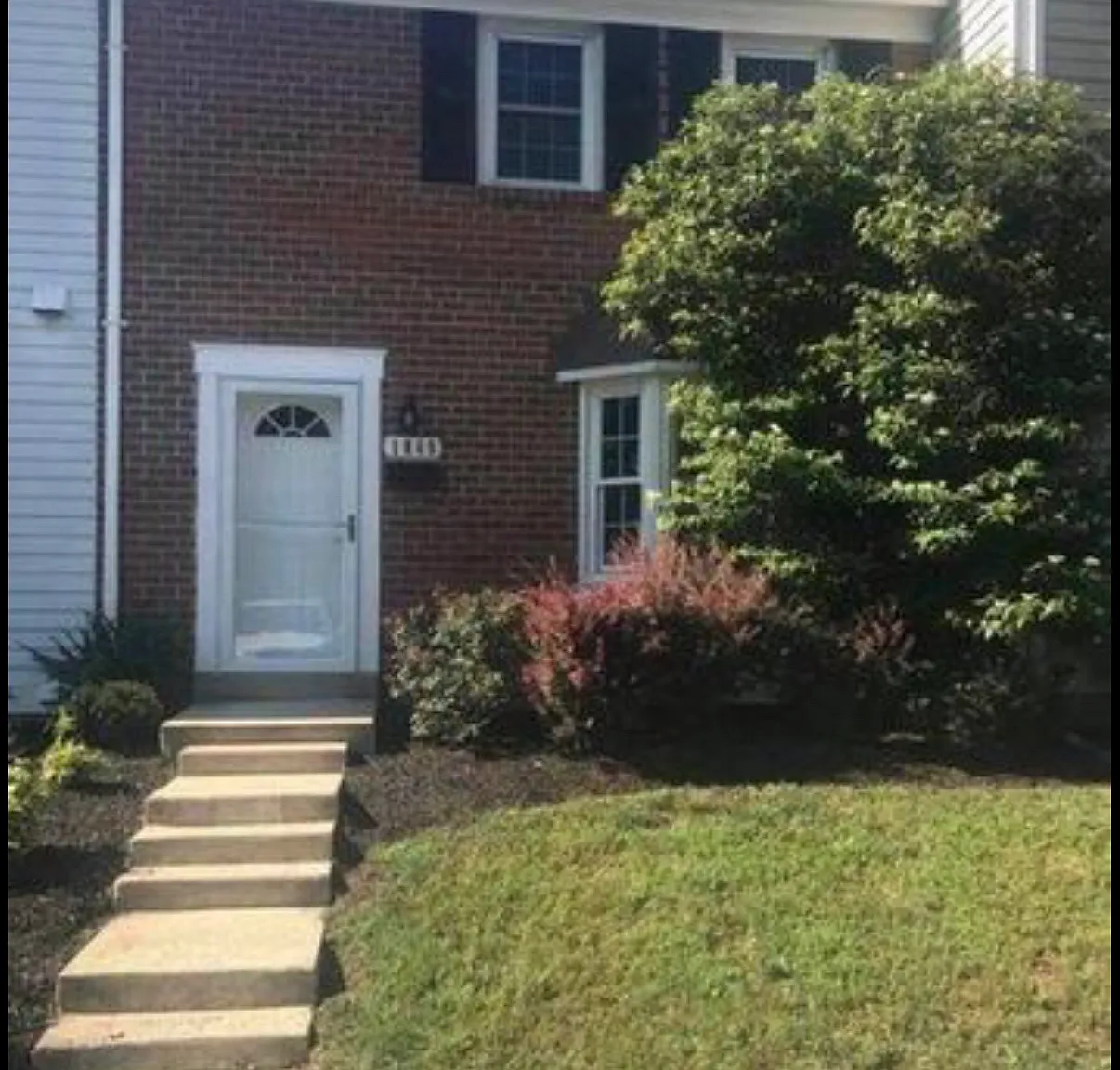 1849 Sharwood Pl — Photo 1