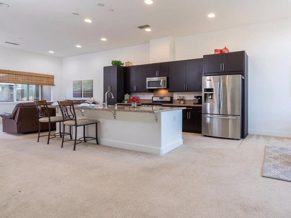 1st image of 1302 N Capitol Ave #6