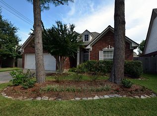 14231 Sun Harbor Dr, Houston, TX 77062