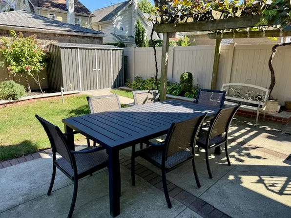 1817 Madison Place image 27 of 29