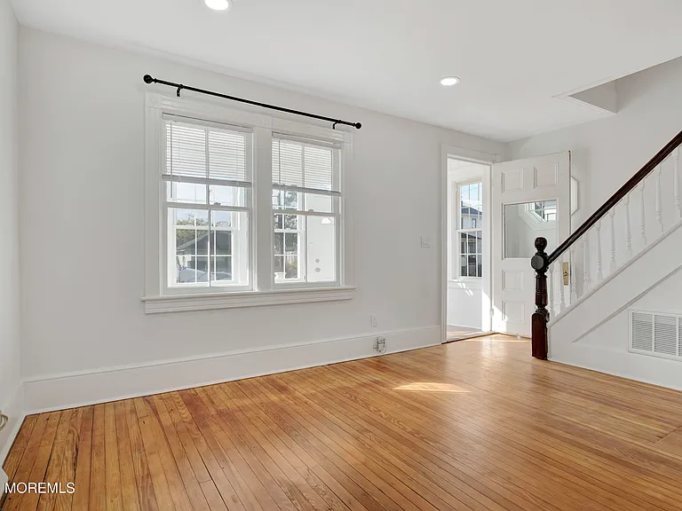 52 Leonard St — Photo 4