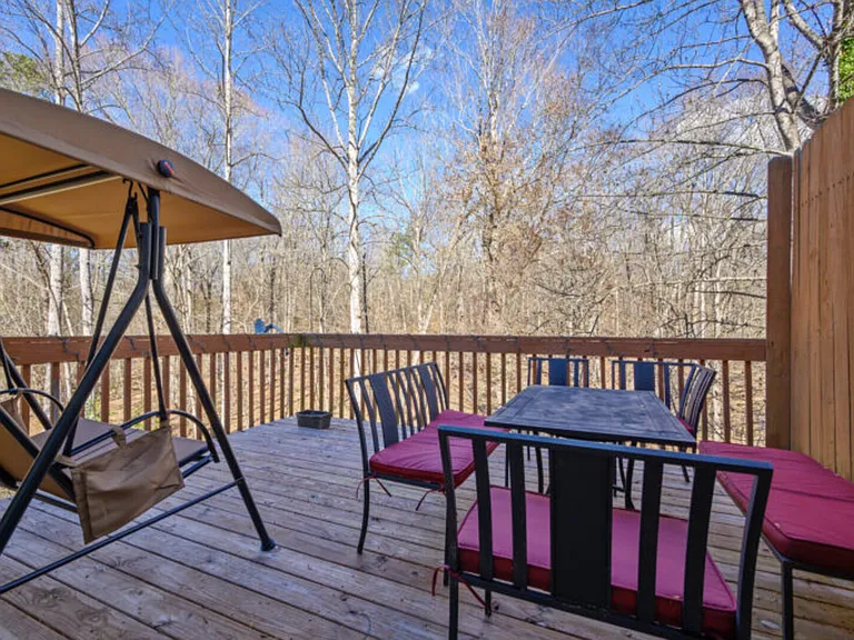 Villa Green Ct — Photo 13